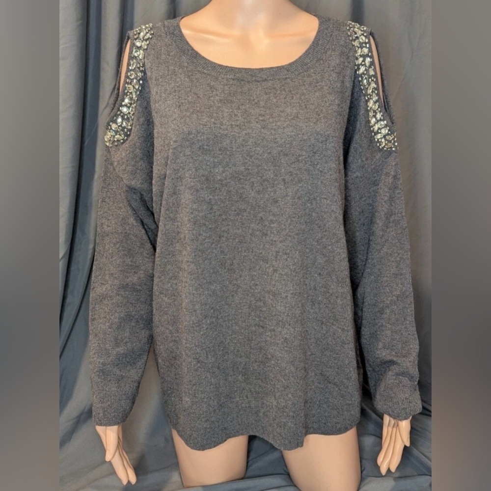 INC Int. Viscose/Silk blend Gray Sweater with Sequin Detail Women’s 0X -GUC